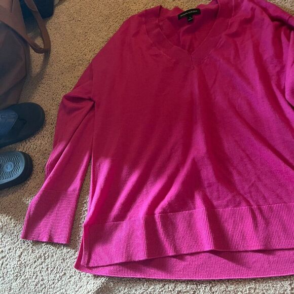 Banana Republic small pink sweater - Picture 4 of 8